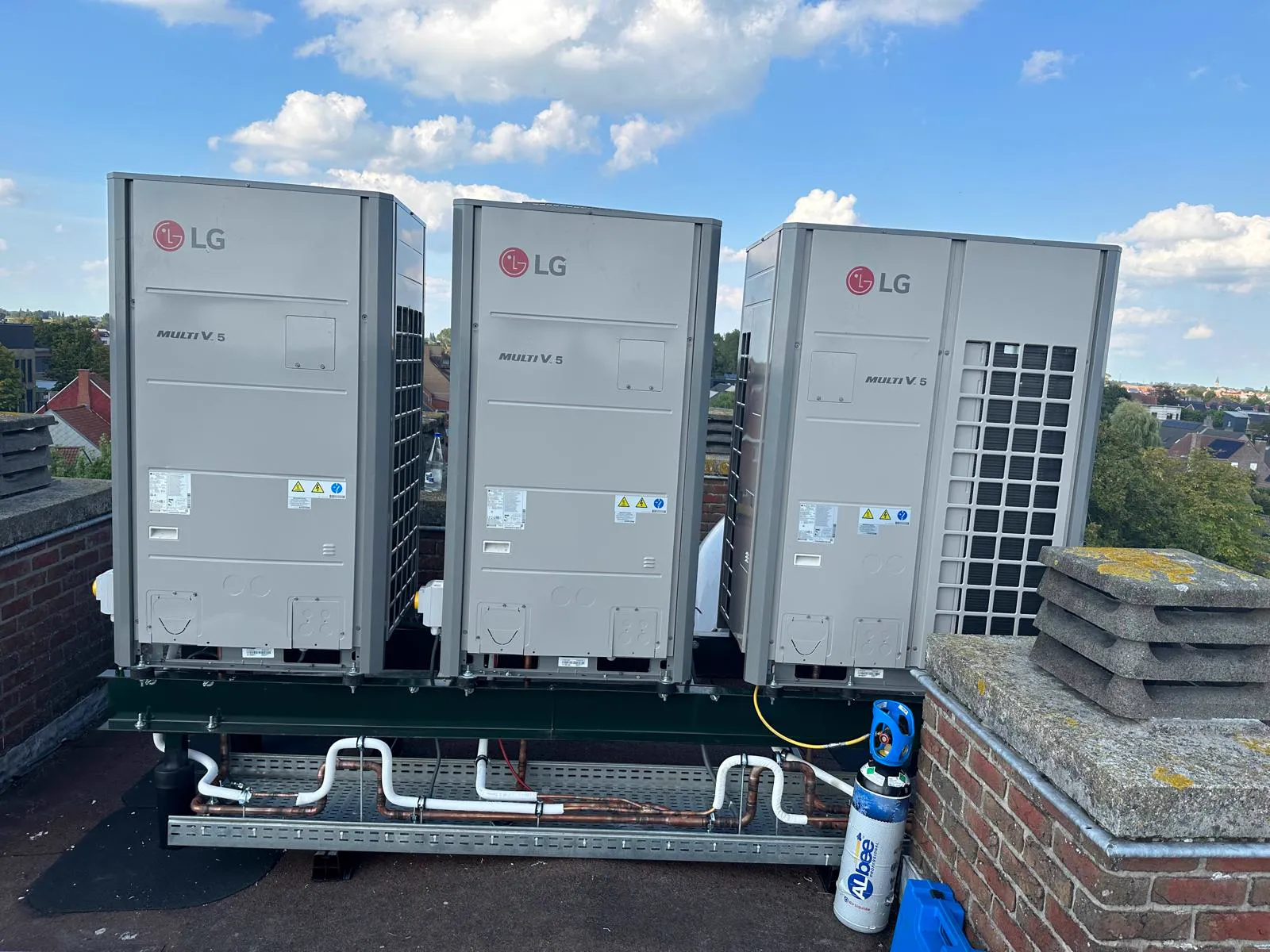 VRF-buitenunits op een dak
